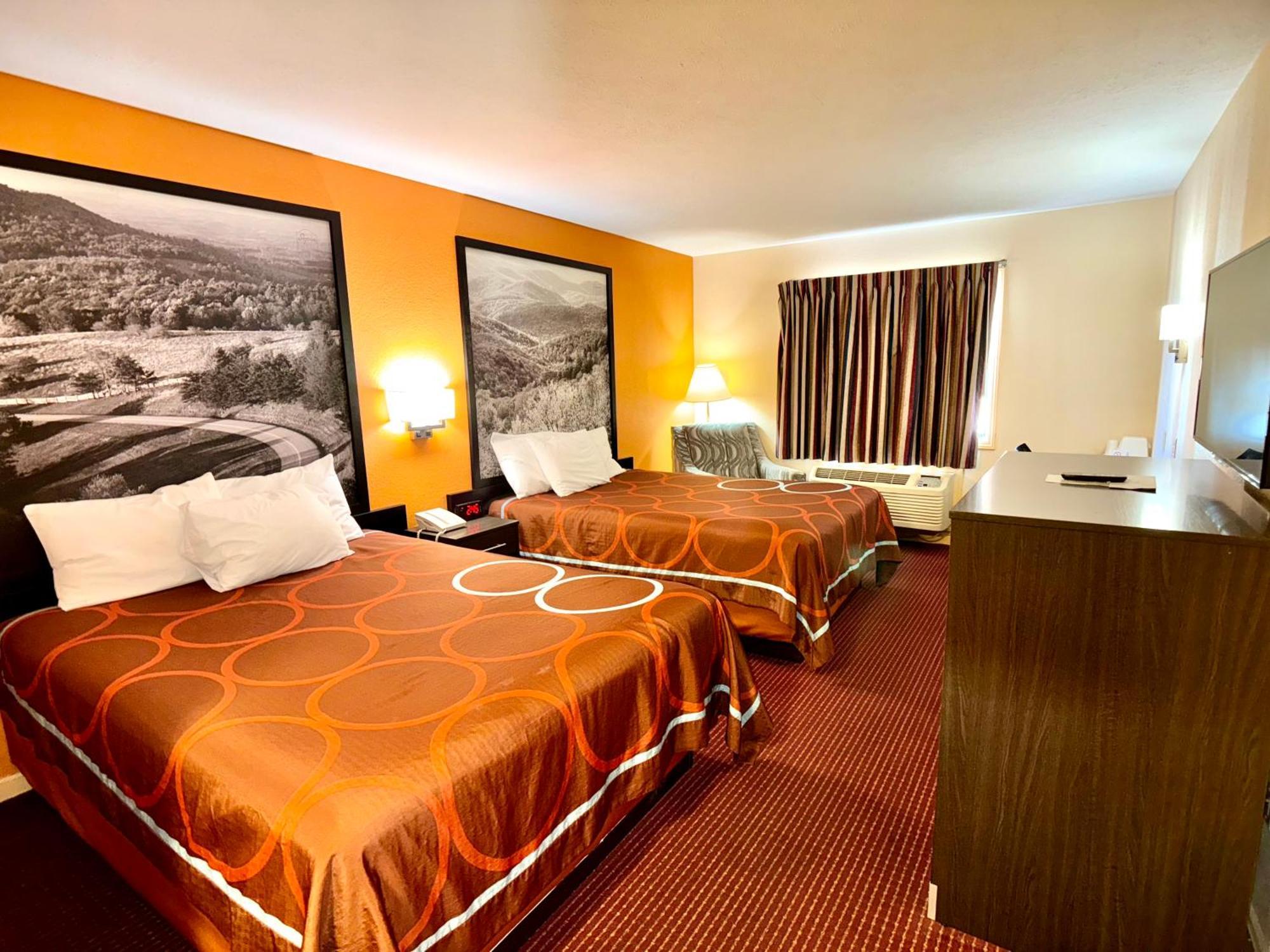 Super 8 by Wyndham Hillsville Eksteriør billede